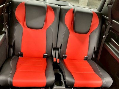 MERCEDES-BENZ GLB - 6