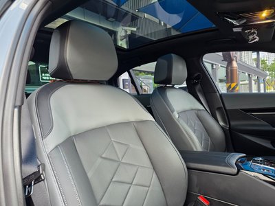 2024 BMW 5 SERIES — миниатюра 12