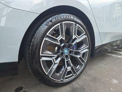 2024 BMW 5 SERIES — миниатюра 19