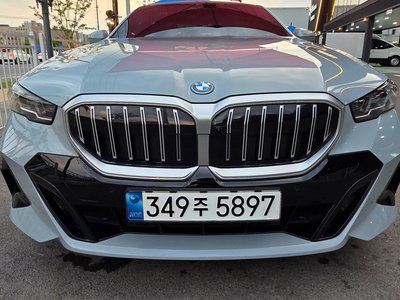 2024 BMW 5 SERIES — фото 1
