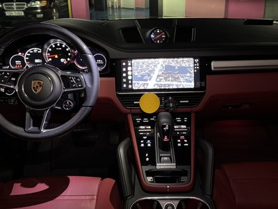 صورة 2 لـ 2022 Porsche CAYENNE