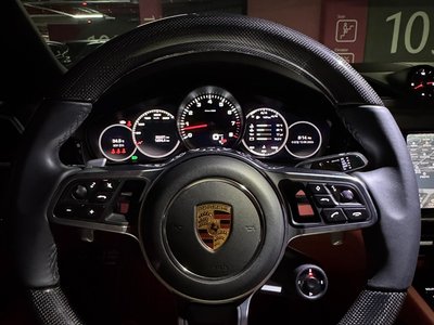 2022 Porsche CAYENNE — миниатюра 13