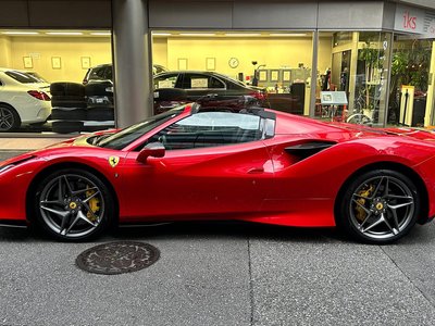 صورة 6 لـ 2021 Ferrari F8 SPIDER
