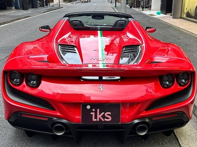 صورة 10 لـ 2021 Ferrari F8 SPIDER