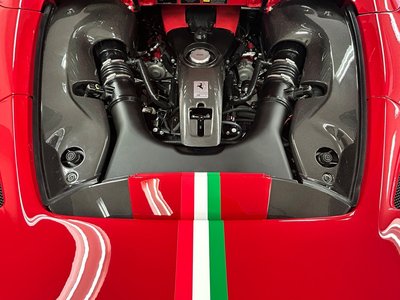 صورة 12 لـ 2021 Ferrari F8 SPIDER