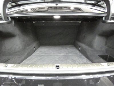 2021 BMW 7 SERIES photo 9