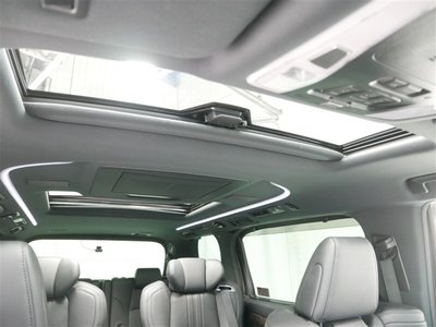 2022 Toyota ALPHARD — фото 7