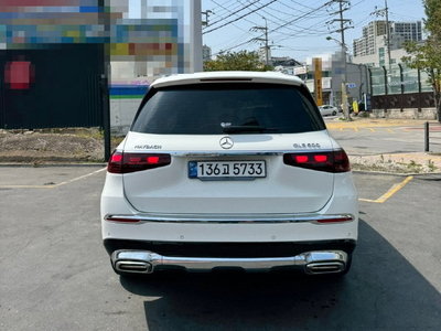 MERCEDES-BENZ GLS - 4