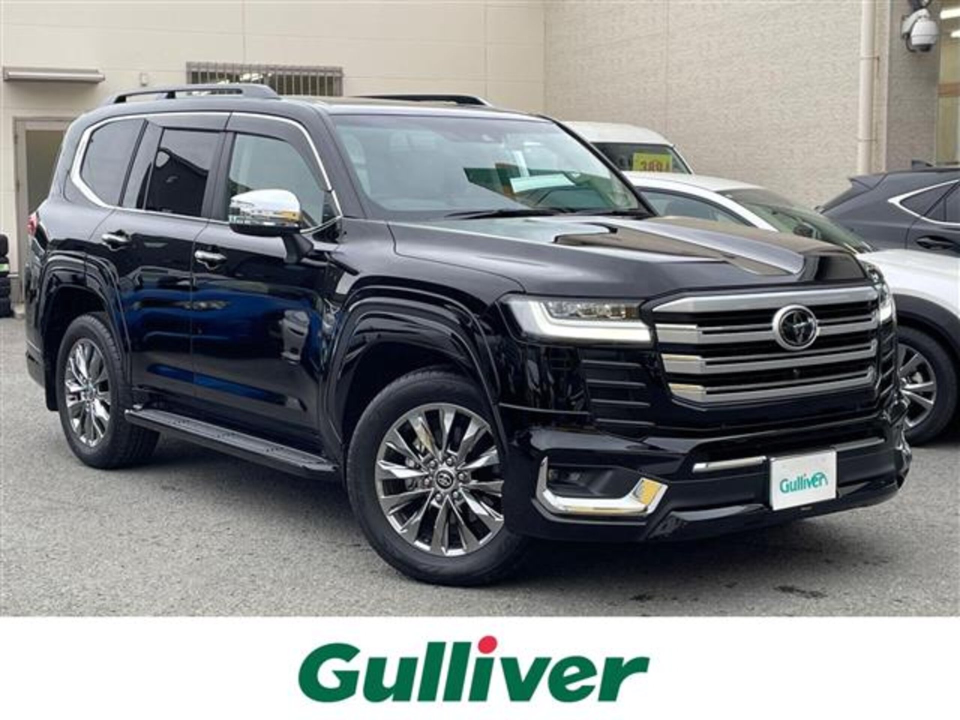 TOYOTA LAND CRUISER 300 - View 1