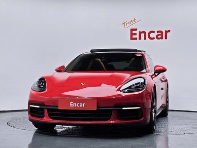 2019 Porsche PANAMERA 照片 2