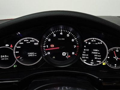 صورة مصغرة 11 لـ 2019 Porsche PANAMERA