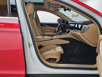 صورة مصغرة 16 لـ 2019 Porsche PANAMERA