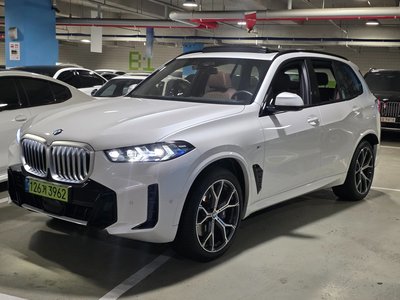 2026 BMW X5 照片 1