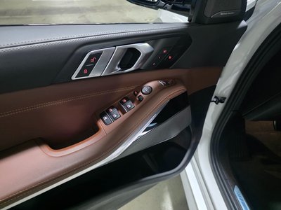 2026 BMW X5 thumbnail 11