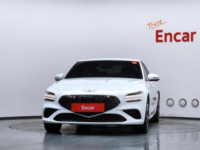 2023 Genesis THE NEW G70 photo 2