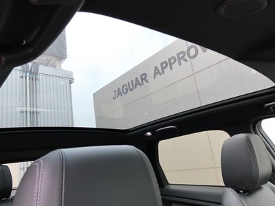 2024 LAND Rover DISCOVERY SPORT photo 5