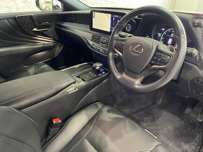 صورة مصغرة 36 لـ 2021 Lexus LS