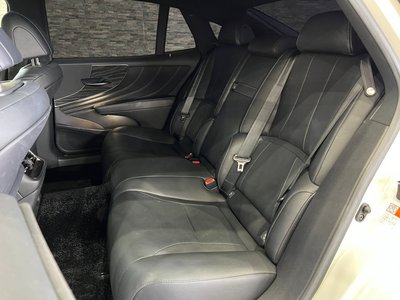 صورة مصغرة 47 لـ 2021 Lexus LS