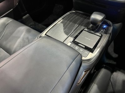 صورة مصغرة 37 لـ 2021 Lexus LS