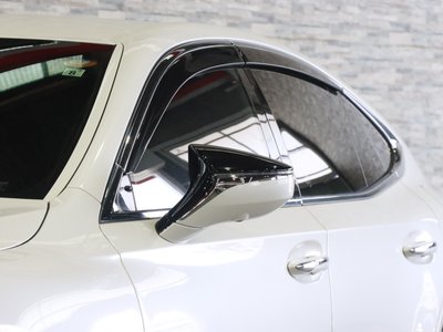 صورة مصغرة 18 لـ 2021 Lexus LS