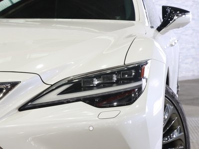 صورة 8 لـ 2021 Lexus LS