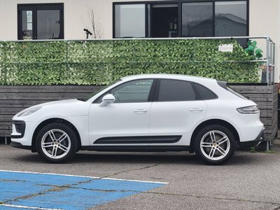 PORSCHE MACAN - 9
