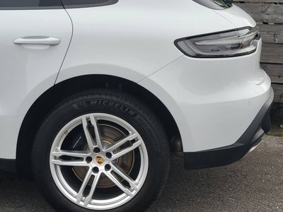 2023 Porsche MACAN — миниатюра 68