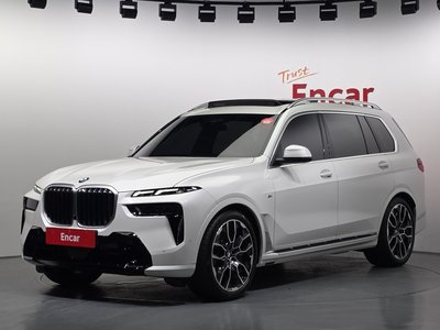 2024 BMW X7 photo 1