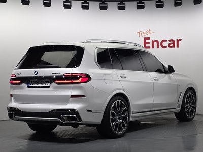 2024 BMW X7 photo 4