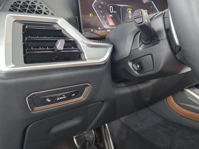 2024 BMW X7 thumbnail 15