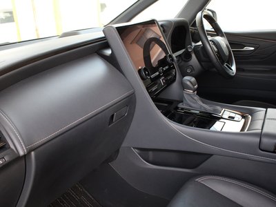 صورة مصغرة 24 لـ 2024 Toyota ALPHARD