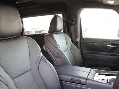 2024 Toyota ALPHARD — фото 9
