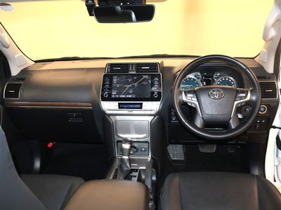 TOYOTA LAND CRUISER PRADO - 5