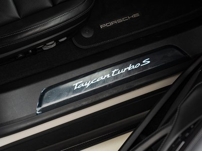 2024 Porsche TAYCAN 缩略图 14