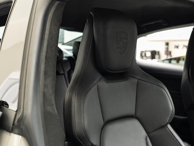 2024 Porsche TAYCAN 缩略图 16