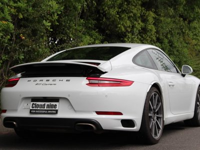 PORSCHE 911 - 10