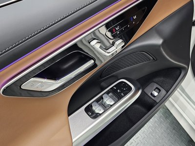صورة مصغرة 27 لـ 2025 Mercedes-BENZ E-CLASS