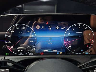 صورة مصغرة 11 لـ 2025 Mercedes-BENZ E-CLASS
