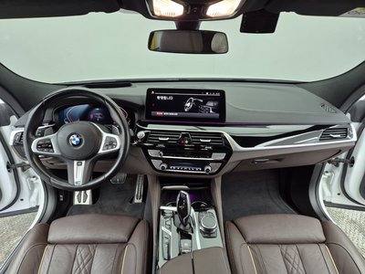 BMW 6 SERIES GT - 10