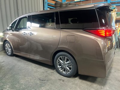 TOYOTA ALPHARD - 10