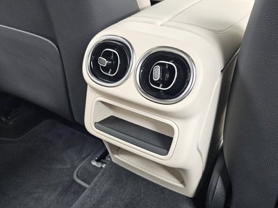 2024 Mercedes-BENZ GLC — миниатюра 37