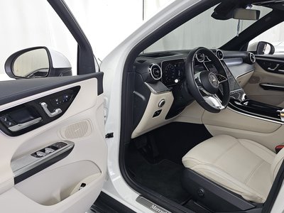 2024 Mercedes-BENZ GLC — миниатюра 13