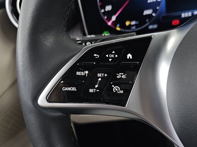 2024 Mercedes-BENZ GLC — миниатюра 33