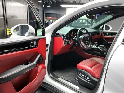 PORSCHE CAYENNE - 10