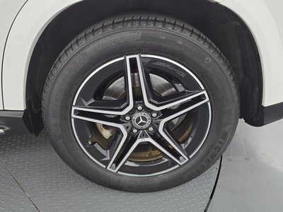 صورة 8 لـ 2021 Mercedes-BENZ GLE
