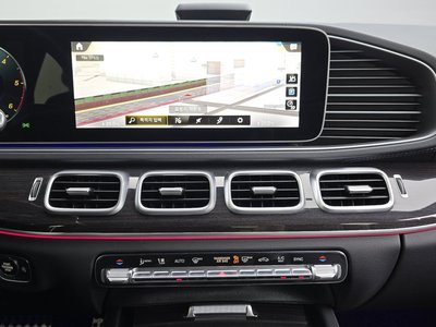 2021 Mercedes-BENZ GLE — миниатюра 18