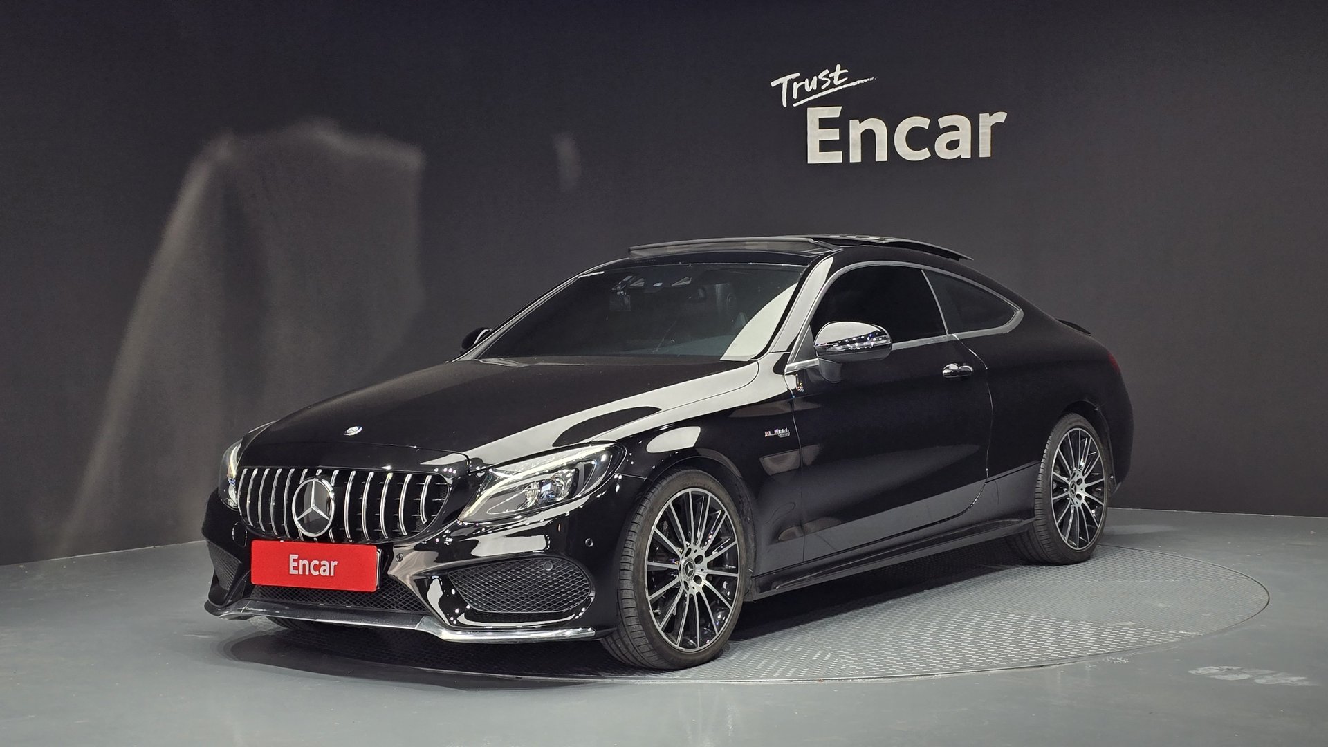 MERCEDES-BENZ C-CLASS - View 1