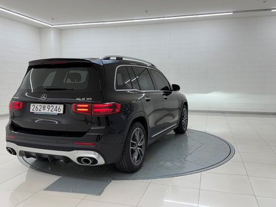 MERCEDES-BENZ GLB - 6