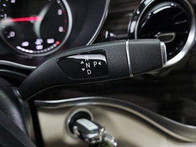 MERCEDES-BENZ V-CLASS - 9