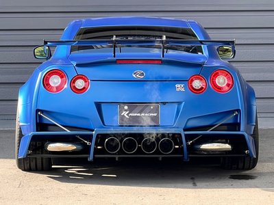 NISSAN GT-R - 6